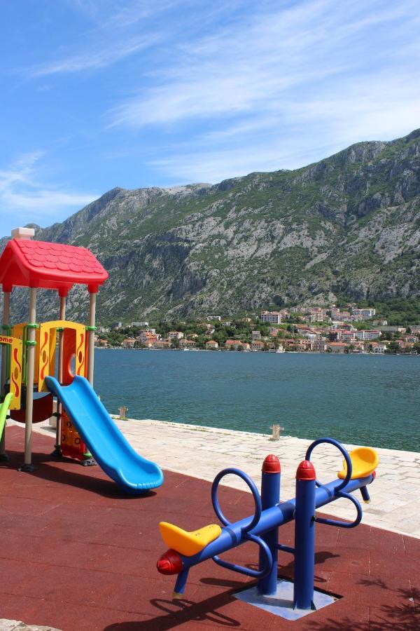 Apartamento Mare E Montagna Kotor Exterior foto
