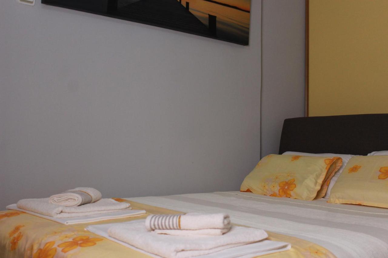 Apartamento Mare E Montagna Kotor Exterior foto