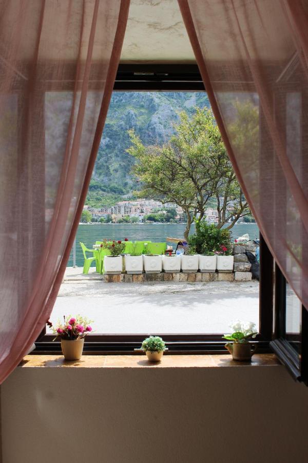 Apartamento Mare E Montagna Kotor Exterior foto